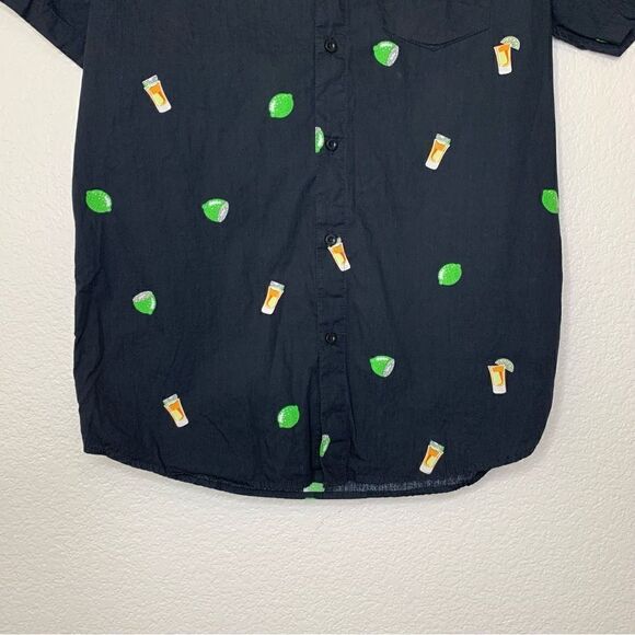 Molokai Men’s Black Lime Tequila Button Down Shirt - Picture 6 of 11